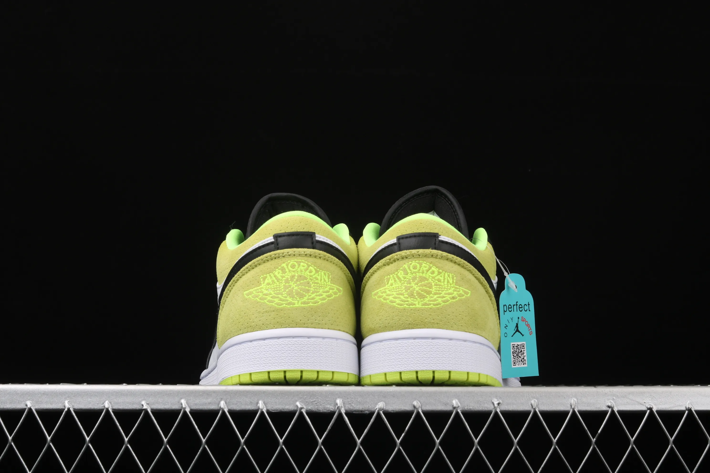 All categories Air Jordan Jordan series basketball shoes Air Jordan 1 Low Air Jordan 1 Low AJ1 Joe 1 low fluorescent green black toe CK3022-003